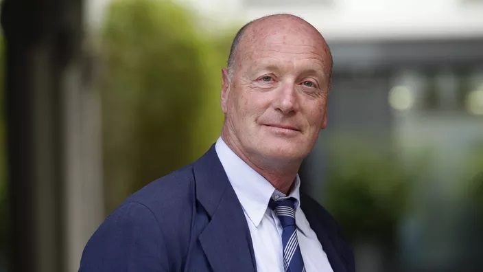 Renaud Girard: “La dedollarizzazione del mondo”