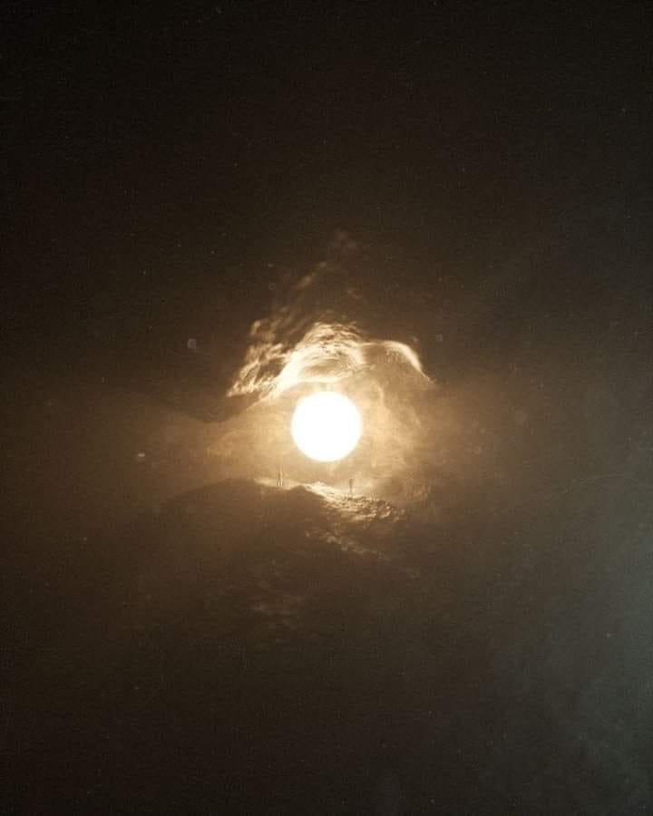 DIO E' GRANDE ED UNICO