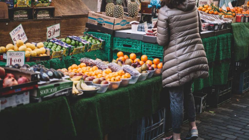 Donne e giovani i più svantaggiati in Italia: il nuovo rapporto Istat