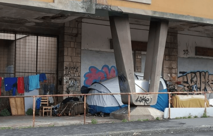 Europa: ogni notte un milione di persone dorme per strada