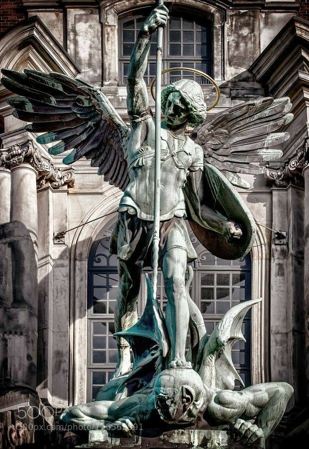 CONFIDATE NEL SIGNORE