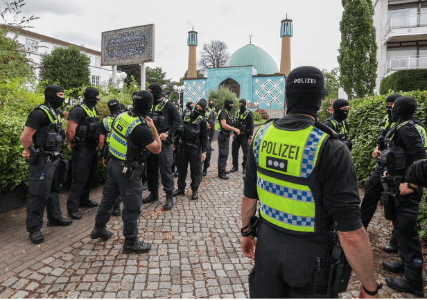 Berlino non distingue tra olocausti fittizi e reali