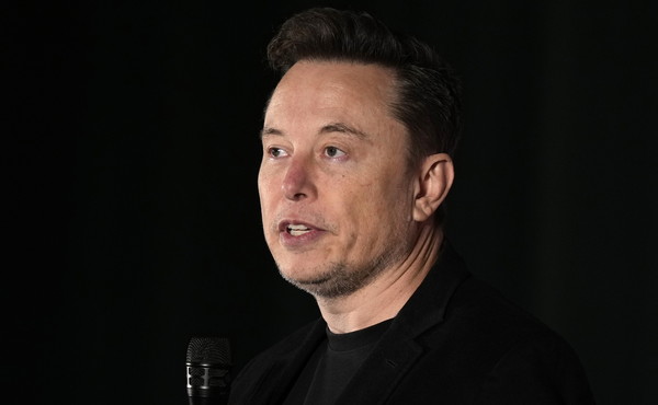 Elon Musk: "rendere l'Europa di nuovo grande" fa impazzire la sinistra