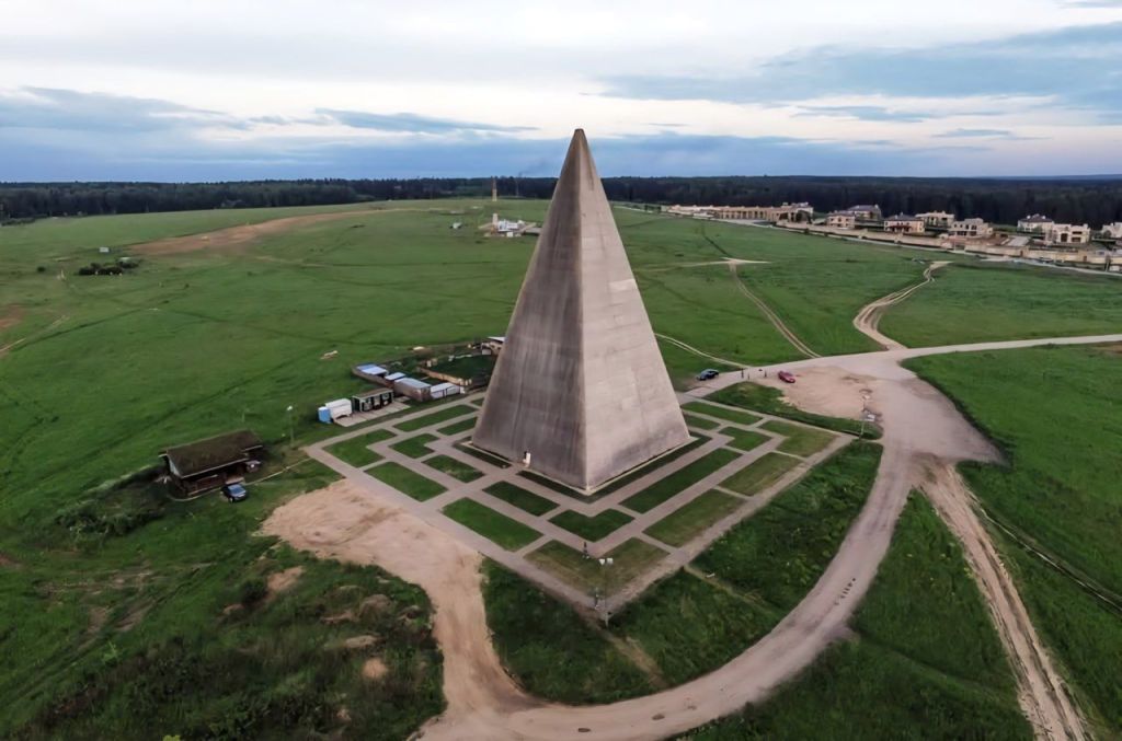 LA PIRAMIDE E IL RAPPORTO AUREO