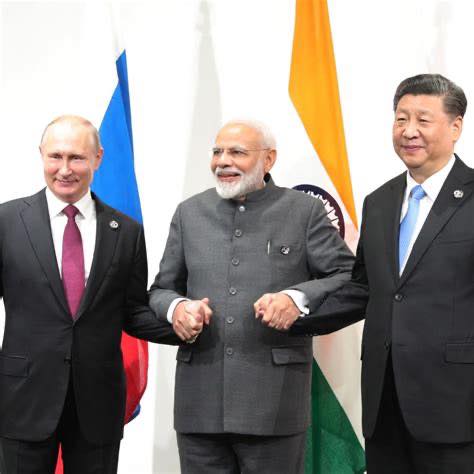 L’ARROGANZA DELL'OCCIDENTE HA PORTATO LA PACE TRA INDIA CINA E RUSSIA